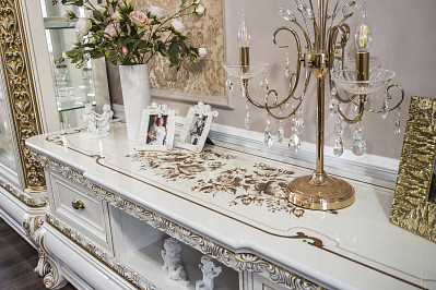 Витрина 2 ств. "Франческо" (МДФ) (Крем Глянец/Патина/Лак) UgAl - 4