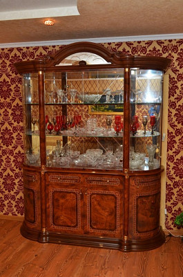 Витрина 1,87 "Виктория" (МДФ) (Орех глянец/Шелкография/Стекло) Dm/Rz - 4