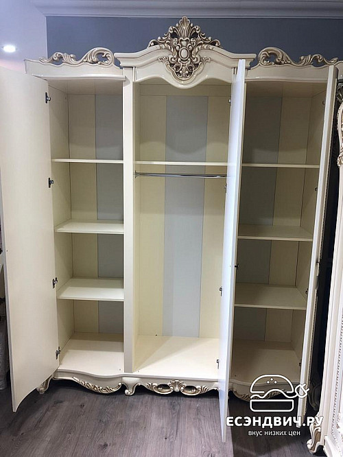 Спальный гарнитур 4 предм. 3ств./1600 "Себастьяно" (МДФ) (Корень дуба глянец/Бархат/Шелкография/Патина/Лак) UgJk/3+160