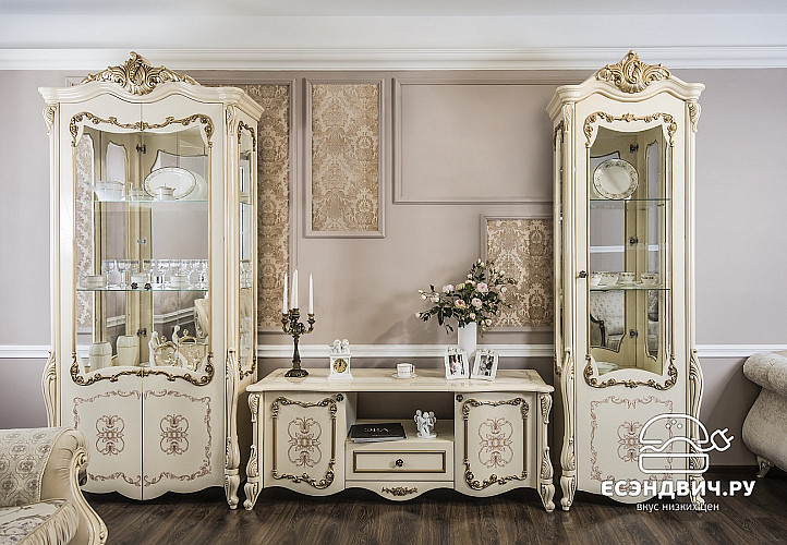 Комод/Тумба ТВ 1,7 "Джованни" (МДФ) (Крем Глянец/Патина/Лак) UgEn