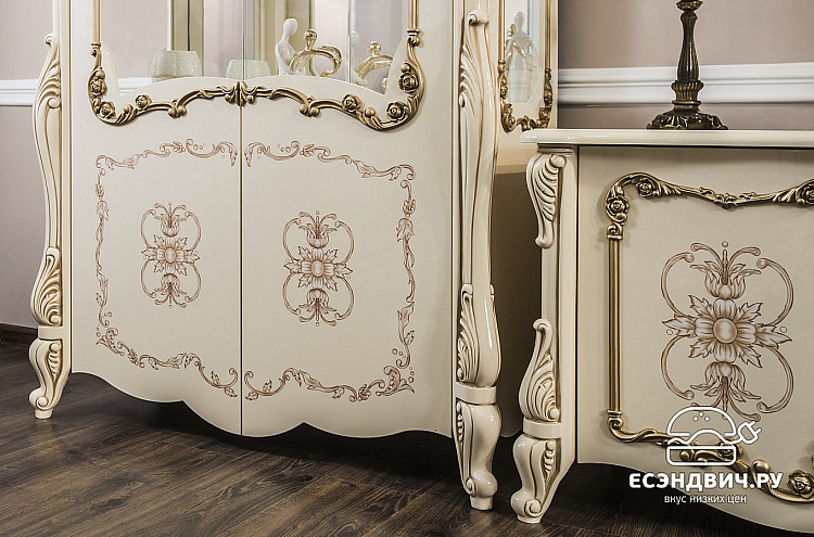 Комод/Тумба ТВ 1,7 "Джованни" (МДФ) (Крем Глянец/Патина/Лак) UgEn