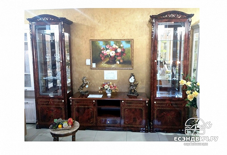 Тумба под ТВ "Виктория" (МДФ) (Орех глянец/Шелкография) Dm/Rz